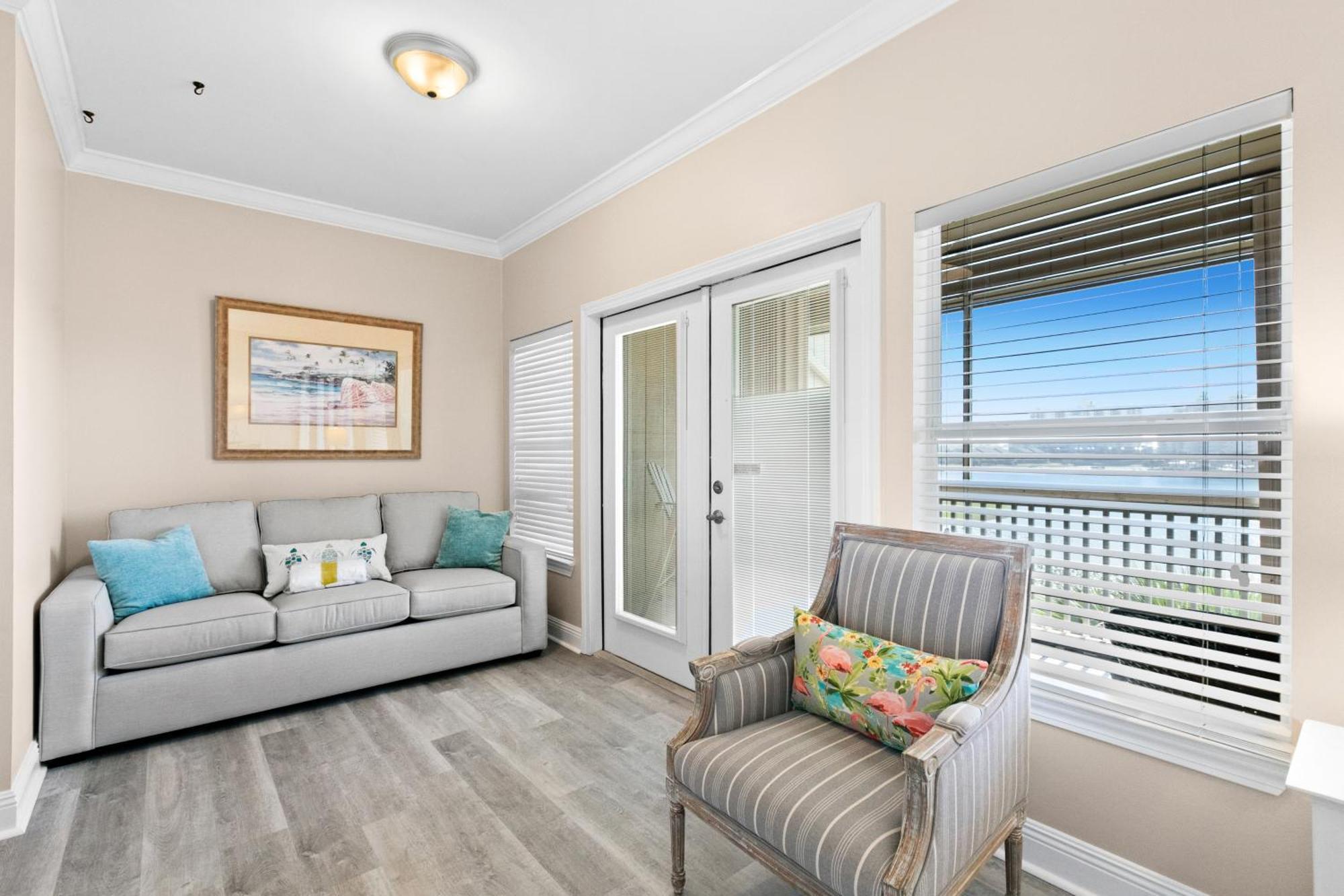 Seascape Lakefront Villas Ντέστιν Δωμάτιο φωτογραφία